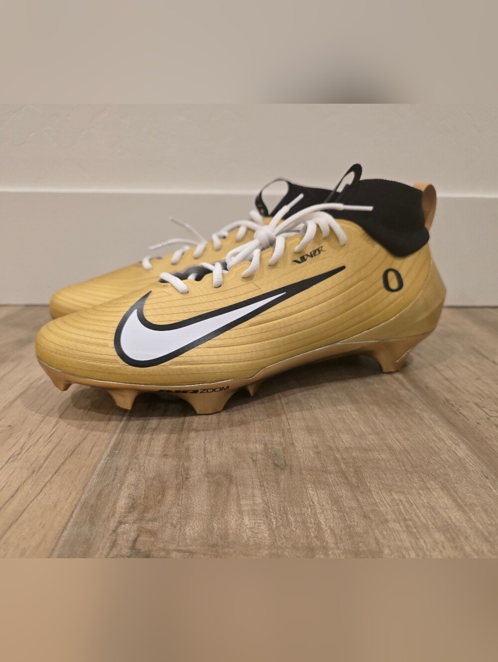 NIKE AIR ZOOM VAPOR 1 PRO OREGON DUCKS TEAM ISSUE FOOTBALL CLEATS MENS